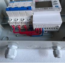 Waterproof Distribution Box with LoRaWAN Meter And MCB(HT12)